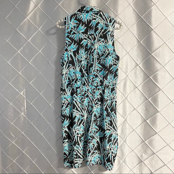 ⭐️HP⭐️ Michael Kors Bamboo Tie Front Dress - Picture 3 of 6